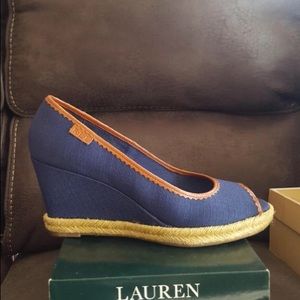 Navy espadrilles